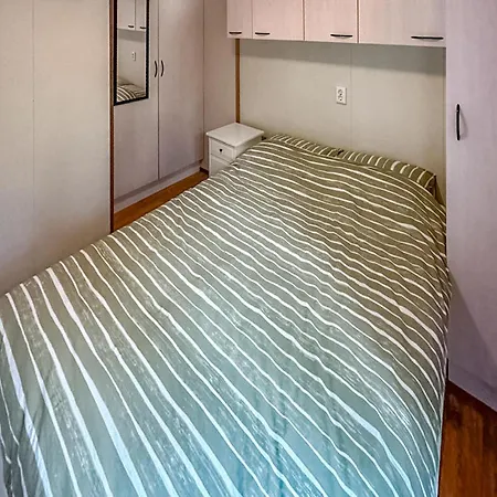 2 Bedroom Awesome Stacaravan In *